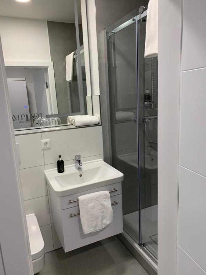 Amplidi Hotel הנובר מראה חיצוני תמונה