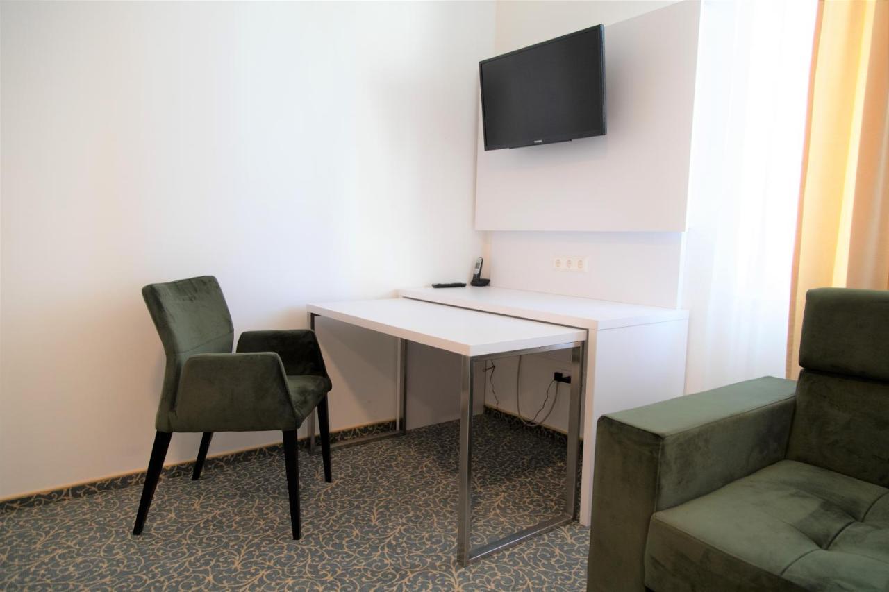Amplidi Hotel הנובר מראה חיצוני תמונה